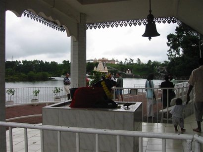Lac Sacre 5.jpg